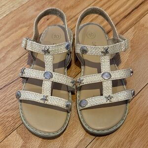 Cat & Jack Girls Beige Woven Strappy Sandals with Silver Shell Accents